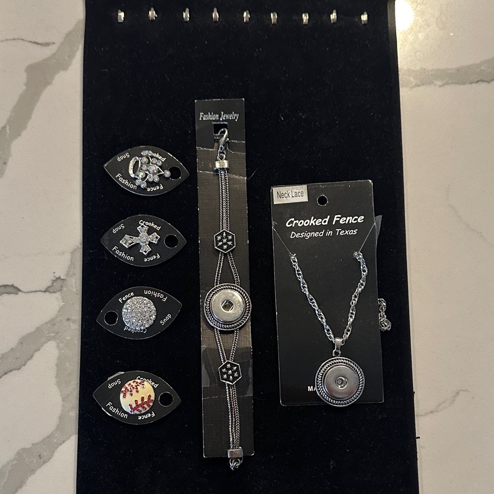 Silver and Black womens interchangeable necklace and bracelet set that snap on